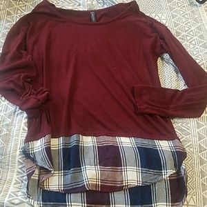 cute small top with long sleeves plaid attachment